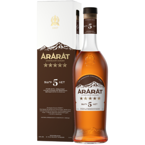 Коньяк "Арарат" 5 лет 0,5 л